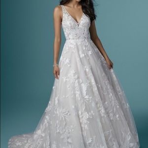 MAGGIE SOTTERO SASHA WEDDING GOWN SIZE 24 IVORY OVER MISTY MAUVE